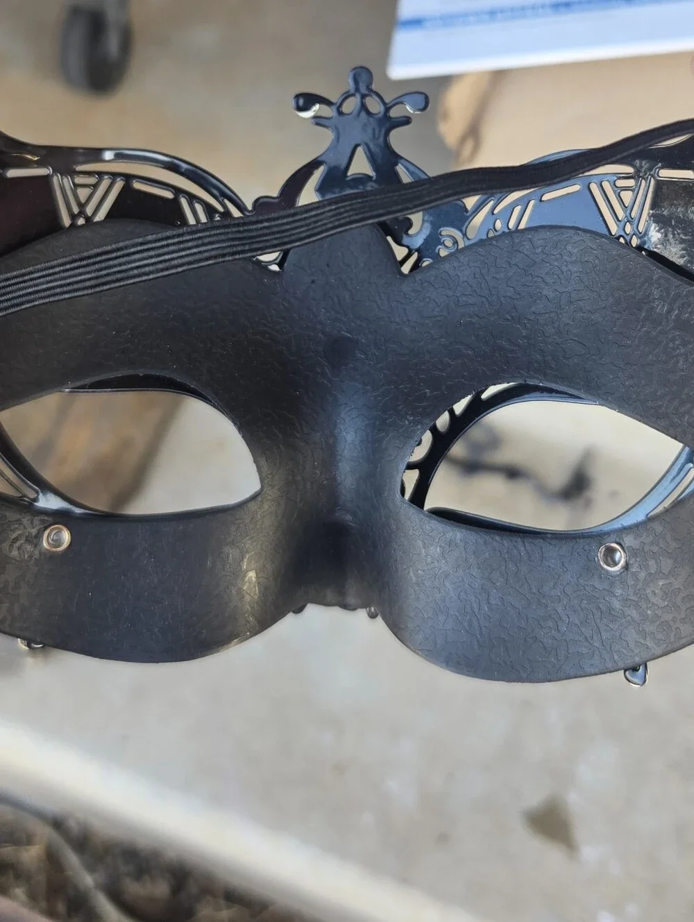 SOLID Black Decorative Masquerade Mask with Rhinestones - Metal. NEW.